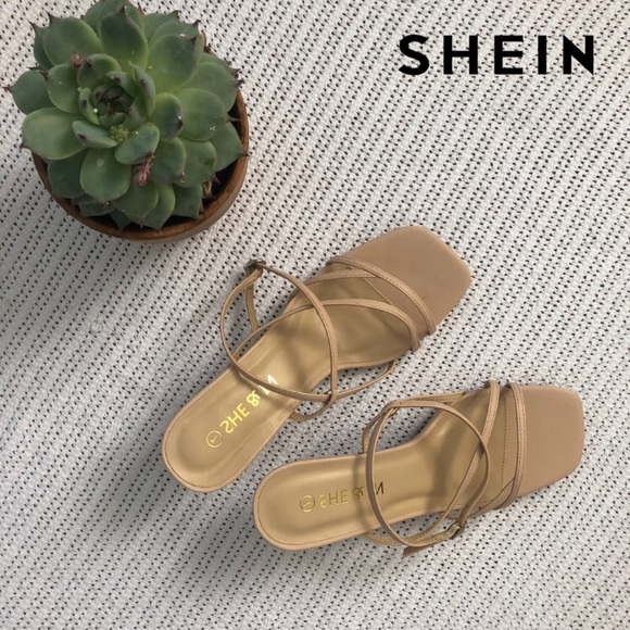 SHEIN Shoes - 🔥4/$20 SHEIN Heels
